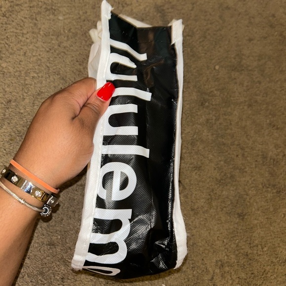 lululemon athletica White Tote Bag - Picture 4 of 6